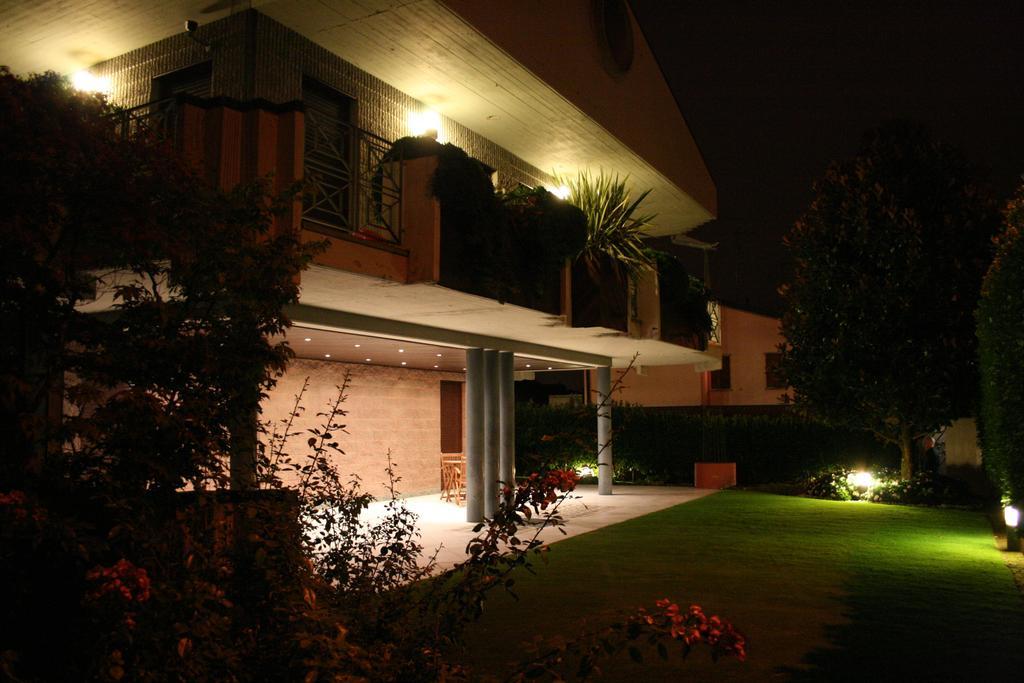 The Flower Garden Scanzorosciate Exterior foto